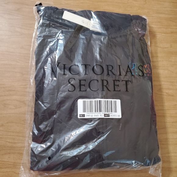 VS PINK RAINBOW FULL ZIP NWT - Picture 4 of 8